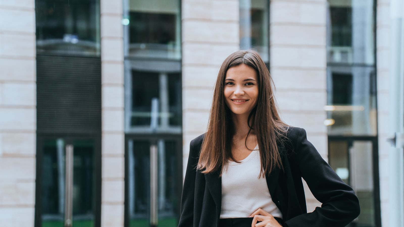 How to Create Stunning Real Estate Agent Headshots