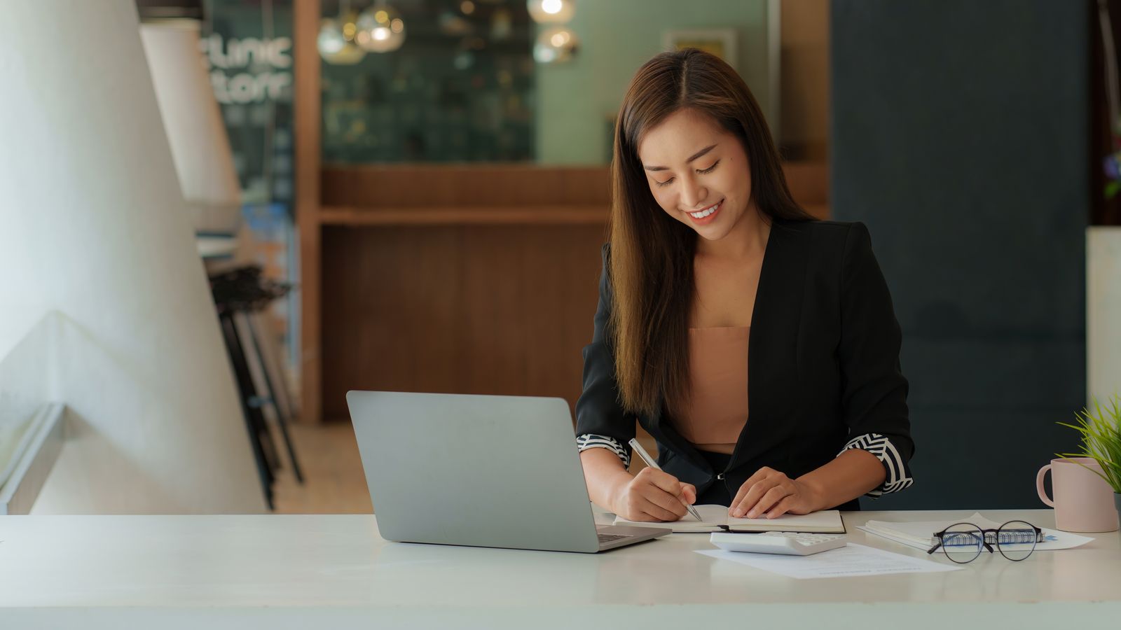 First-Year Success: Marketing Tactics for New Real Estate Agents