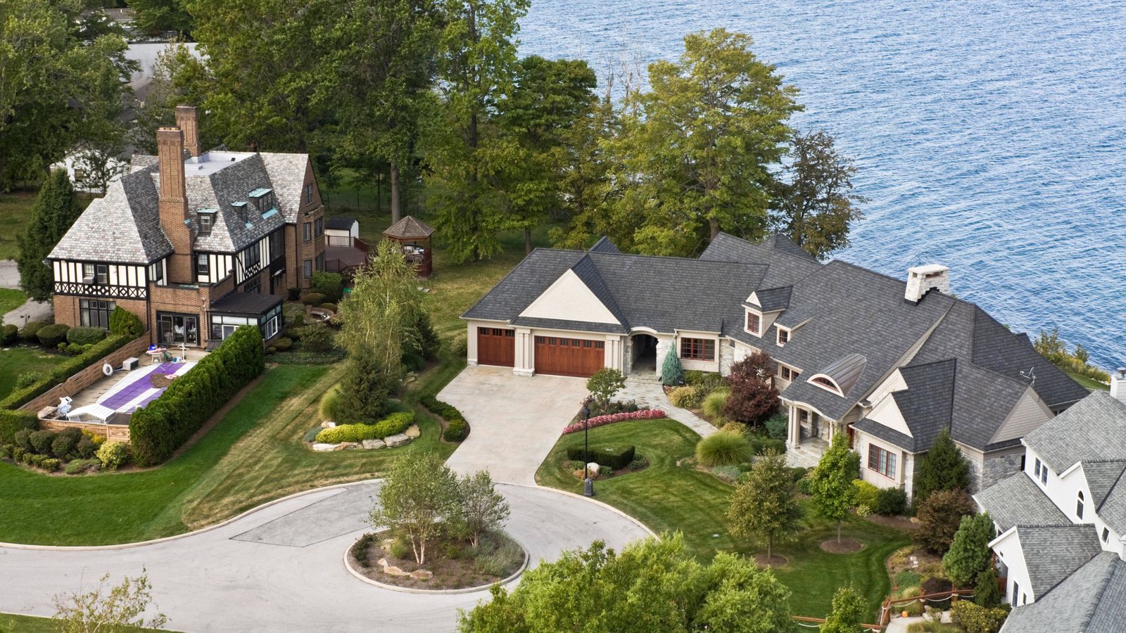 How to Sell Million Dollar Homes: 9 Proven Strategies for 2025