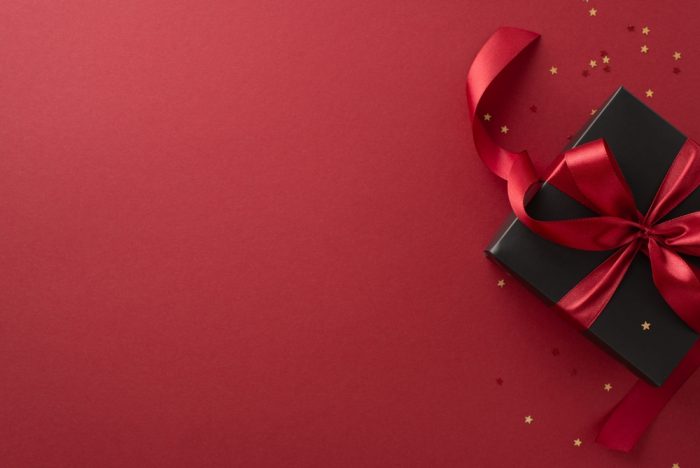 12 Best Holiday Gifts for Real Estate Clients in 2025