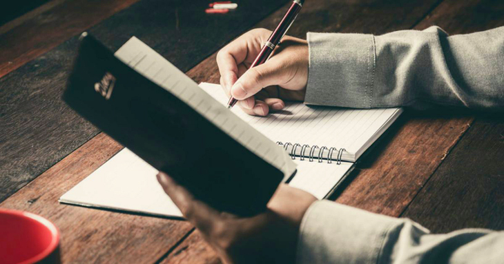 How to Write a Real Estate Agent Bio